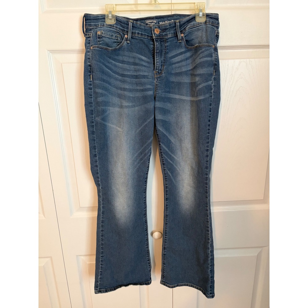 Signature by Levi Strauss Gold Label Mens Mid-Rise Bootcut Jeans Med Wash Blue